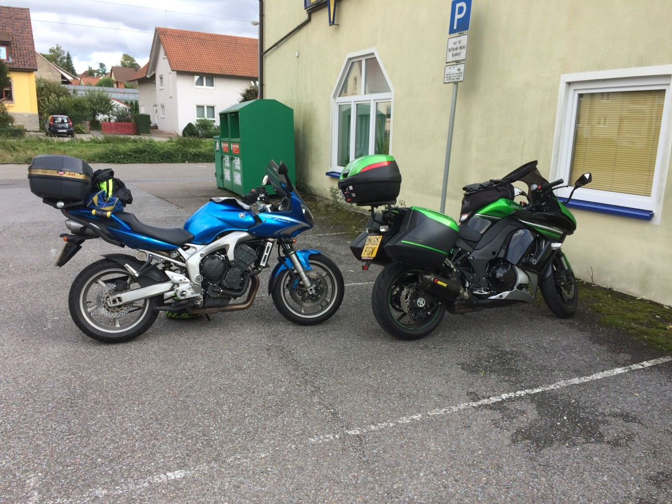 z1000sx top box